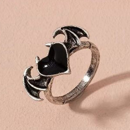 Bague pour femme ailes du diable de style punk 