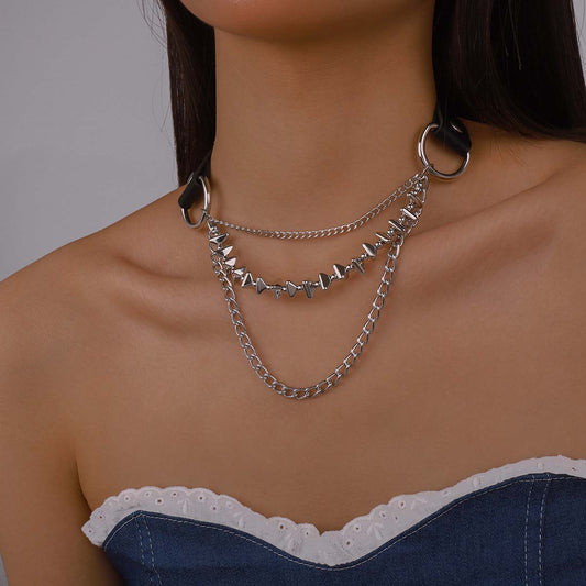 Collier ras du cou en cuir avec chaînes punk rock 